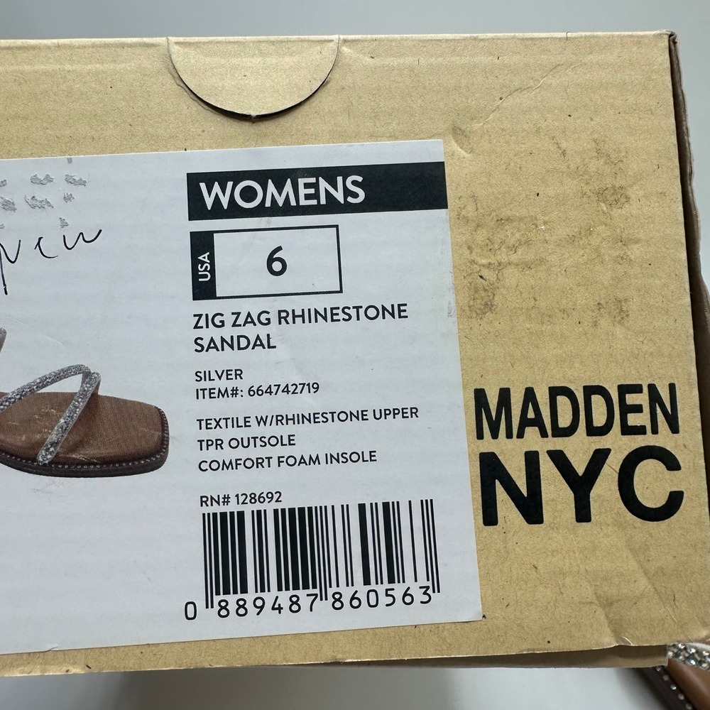 Madden NYC‎ Zig Zag Rhinestone Sandal Women 6 Silver NEW IN BOX Sparkly Slide - Picture 14 of 14